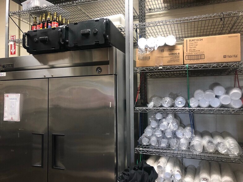 More Photos Of 3930 Burbank Dr, Baton Rouge Fast Food For Lease