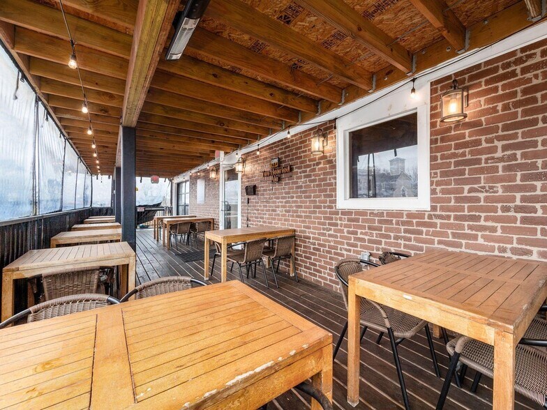 More Photos Of 7360-7362 E Main St, Reynoldsburg Storefront Retail Office For Sale