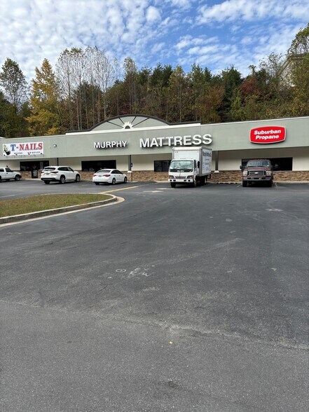 More Photos Of 1142 W US Highway 64, Murphy General Retail For Sale
