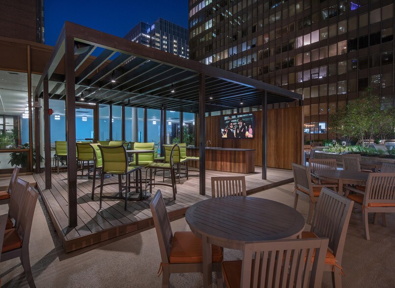 More Photos Of 360 E Ohio St, Chicago Apartments For Lease