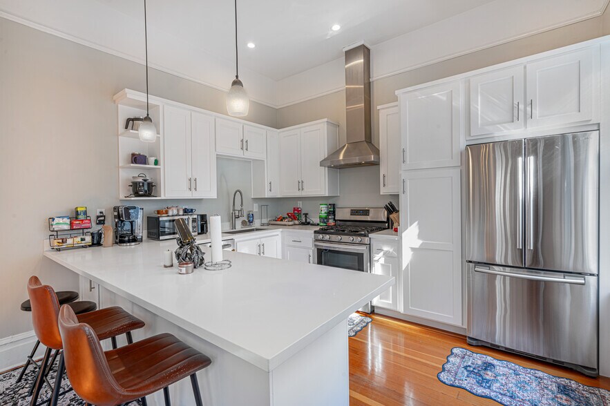 More Photos Of 418 Humboldt St, Santa Rosa Apartments For Sale