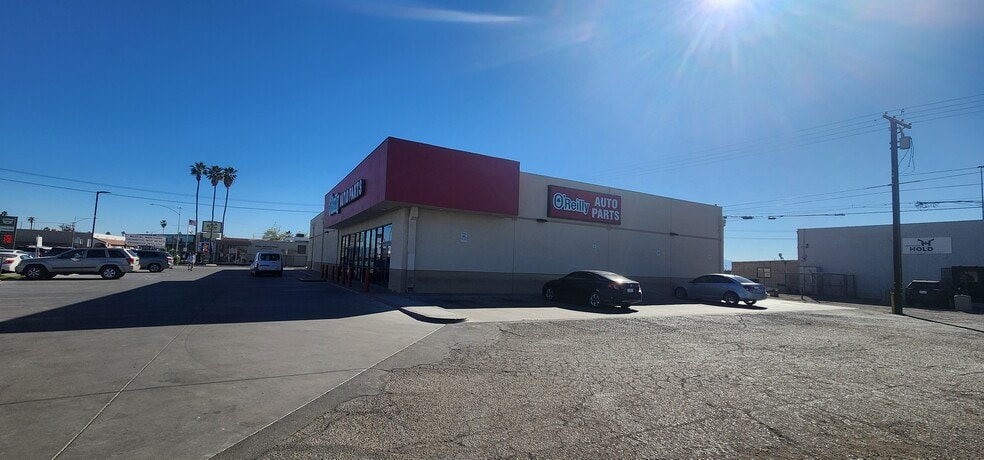 More Photos Of 311 Imperial Ave, Calexico Freestanding For Sale