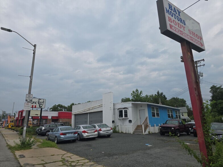 More Photos Of 6215 Belair Rd, Baltimore Auto Repair For Sale