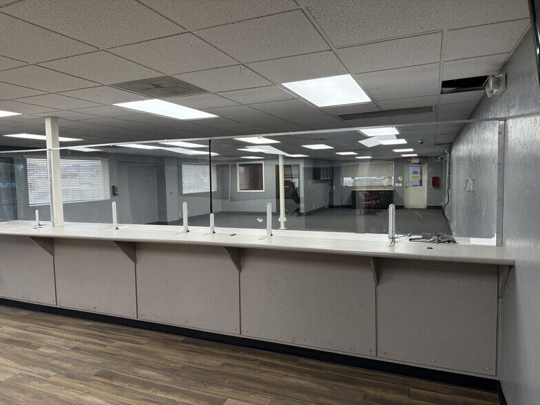 More Photos Of 1239 N Boulder Hwy, Henderson Auto Salvage Facility For Lease