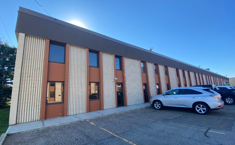 More Photos Of 15355-15393 117th Ave NW, Edmonton Manufacturing For Sale