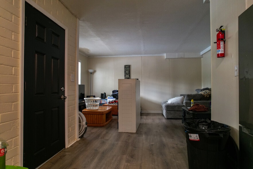 More Photos Of 2465 Benton Young Rd, Cookeville Apartments For Sale