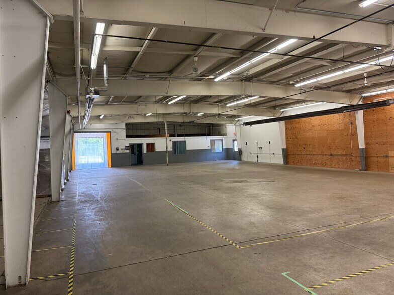 Primary Photo Of 123 Park St, Rutland Manufacturing For Sale