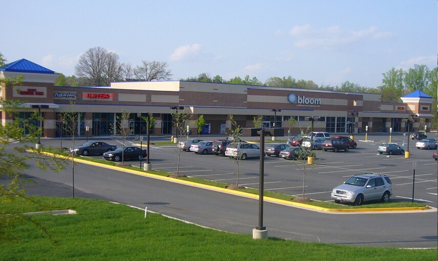 More Photos Of 6308-6356 Hoadly Rd, Manassas General Retail For Lease