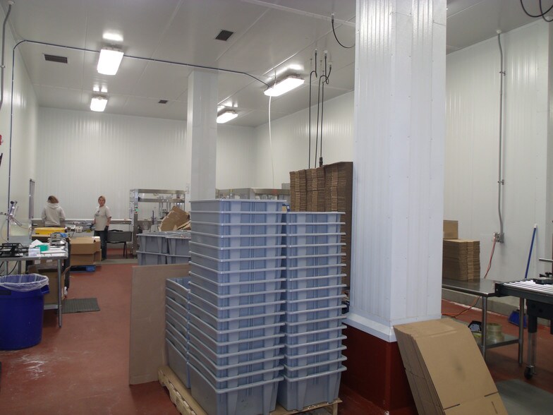 More Photos Of 10516 US Route 116, Hinesburg Warehouse For Lease