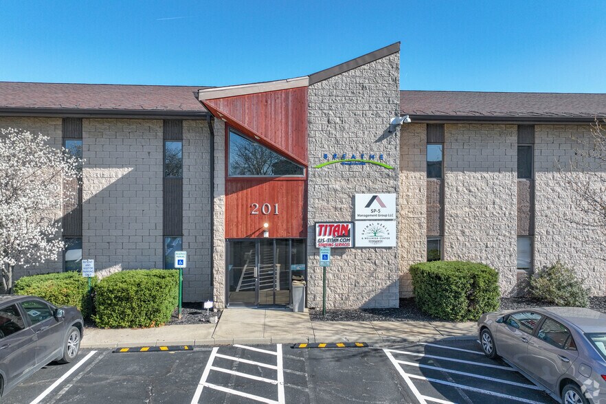 More Photos Of 201 Smith Dr, Cranberry Township Medical For Sale