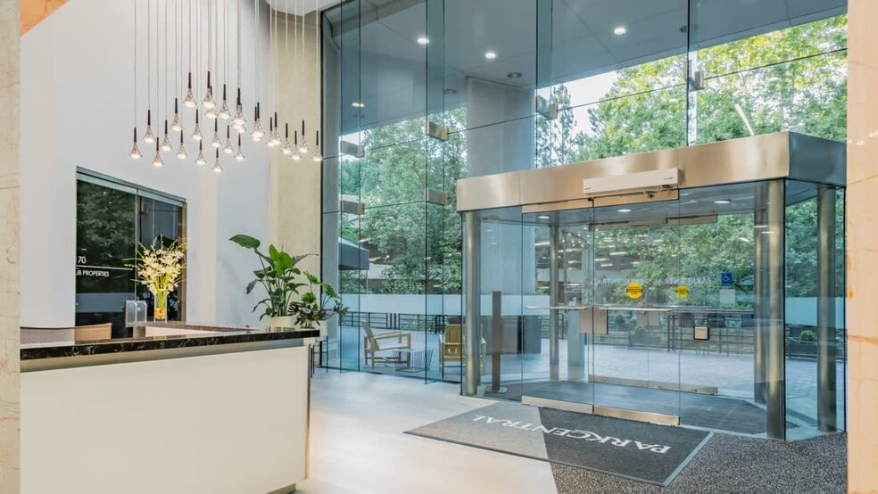 More Photos Of 2970 Clairmont Rd NE, Atlanta Medical For Lease