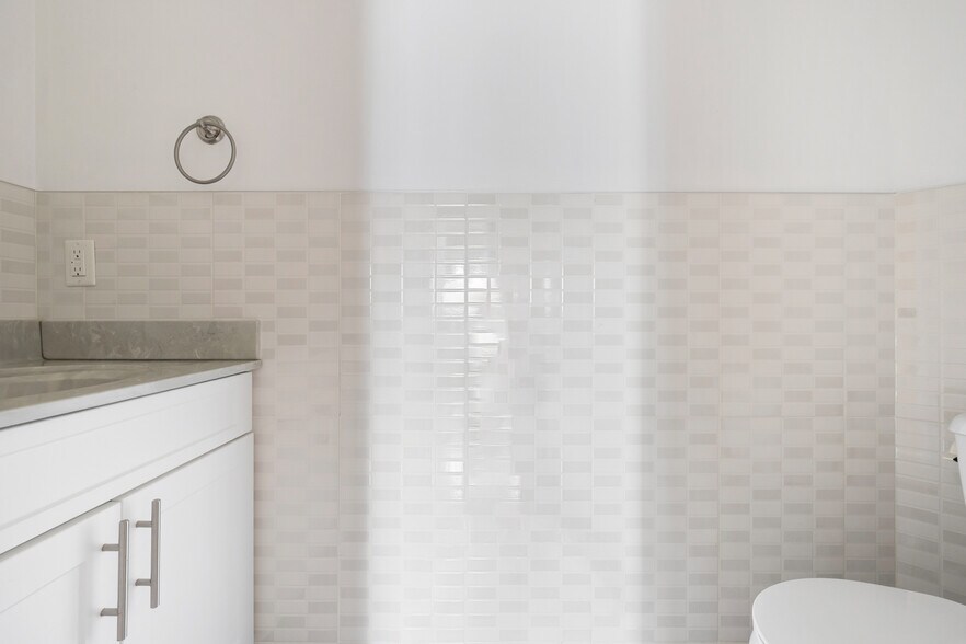 More Photos Of 342 Blauvelt Rd, Monsey Apartments For Sale