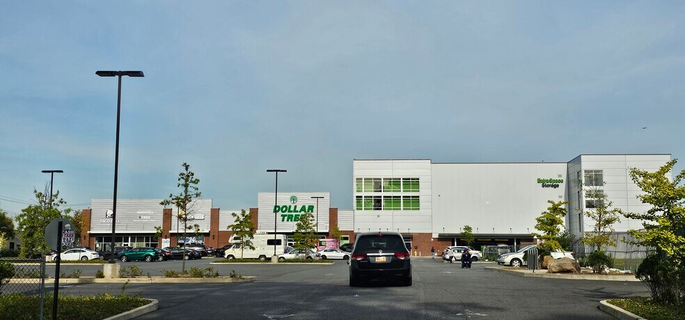 Primary Photo Of 439 Tompkins Ave, Staten Island Land For Sale