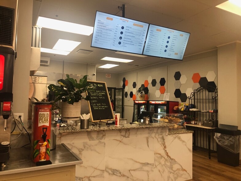 More Photos Of 3525 N Causeway Blvd, Metairie Office For Lease