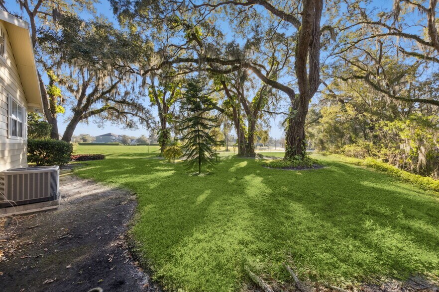 More Photos Of 1106 Brick Rd, Winter Garden Office For Lease