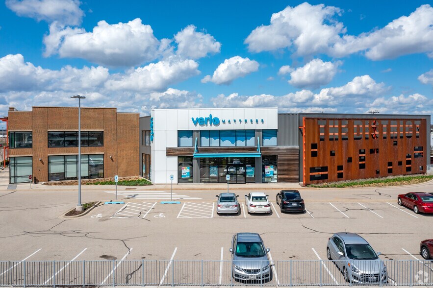 More Photos Of 11500 W Burleigh St, Wauwatosa Unknown For Lease