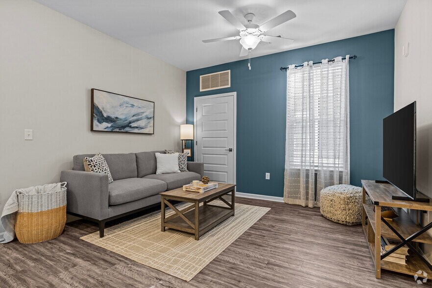 More Photos Of 3061 Godwin Blvd, Suffolk Apartments For Lease