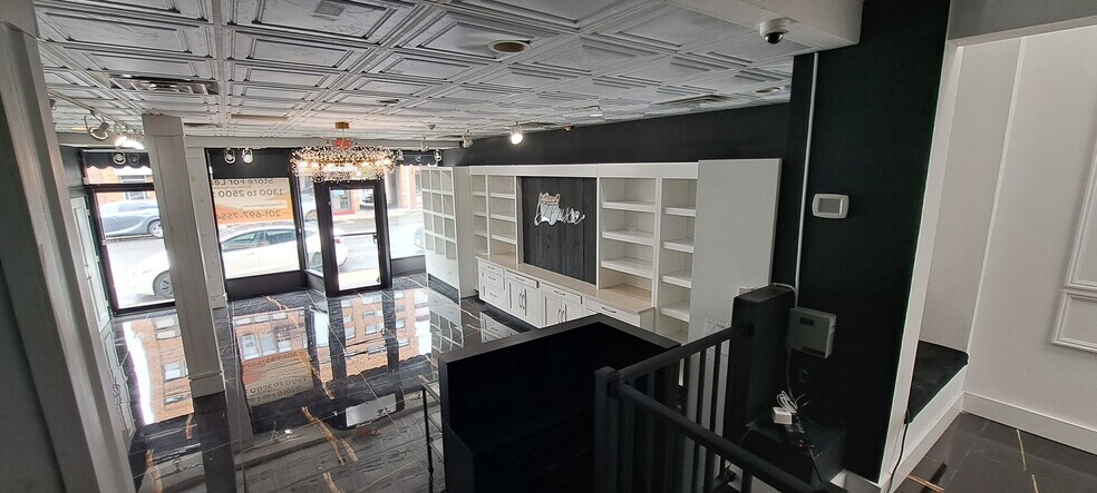 More Photos Of 21-23 N Dean St, Englewood Freestanding For Lease
