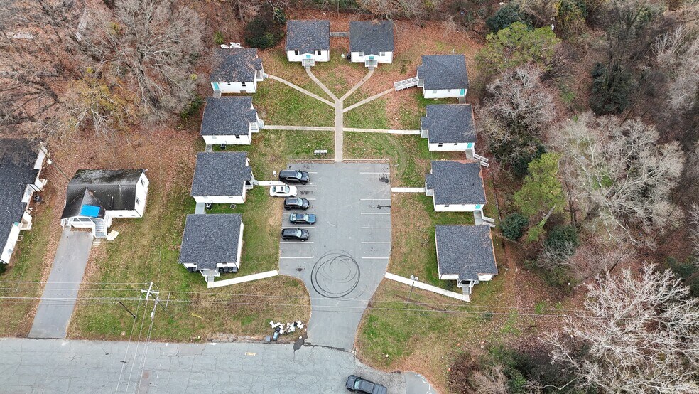 More Photos Of 2439 Carmine St, Charlotte Manufactured Housing Mobile Home Park For Sale