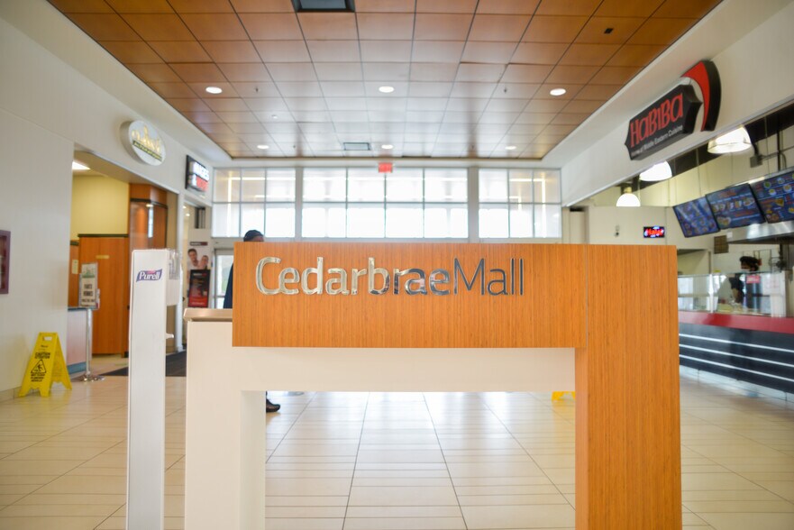 More Photos Of 3495 Lawrence Ave E, Toronto General Retail For Lease