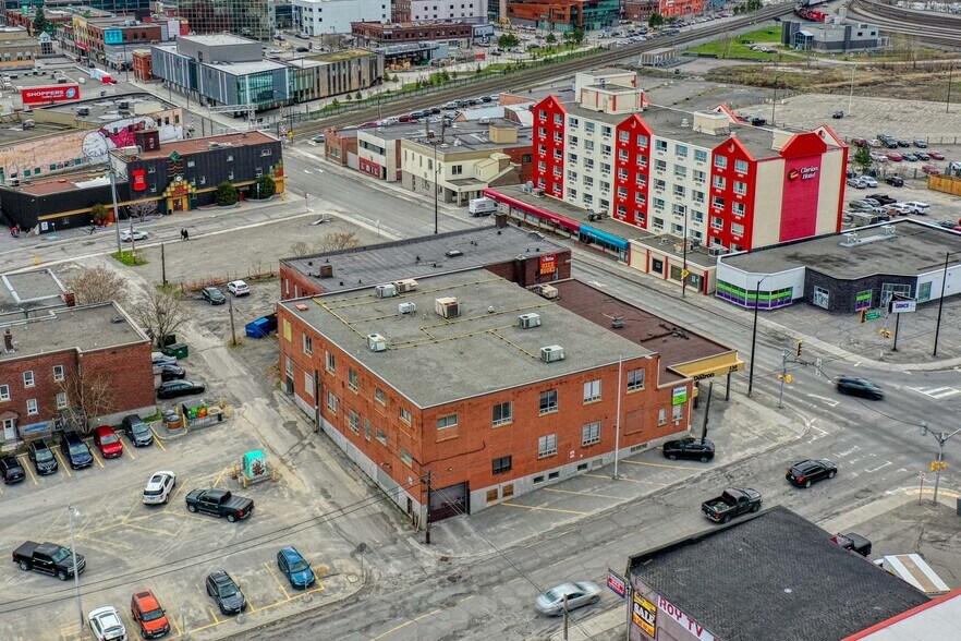 More Photos Of 130 Elm St, Sudbury Office For Lease