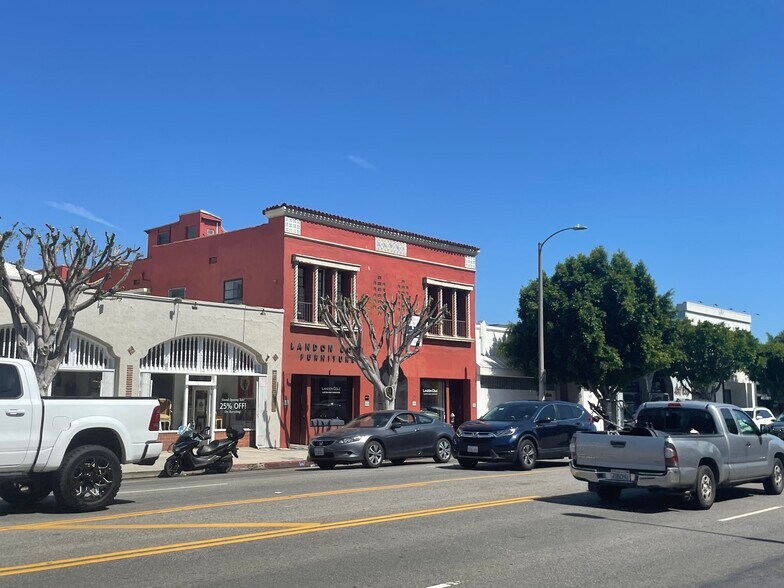 More Photos Of 152 N La Brea Ave, Los Angeles Storefront Retail Office For Lease