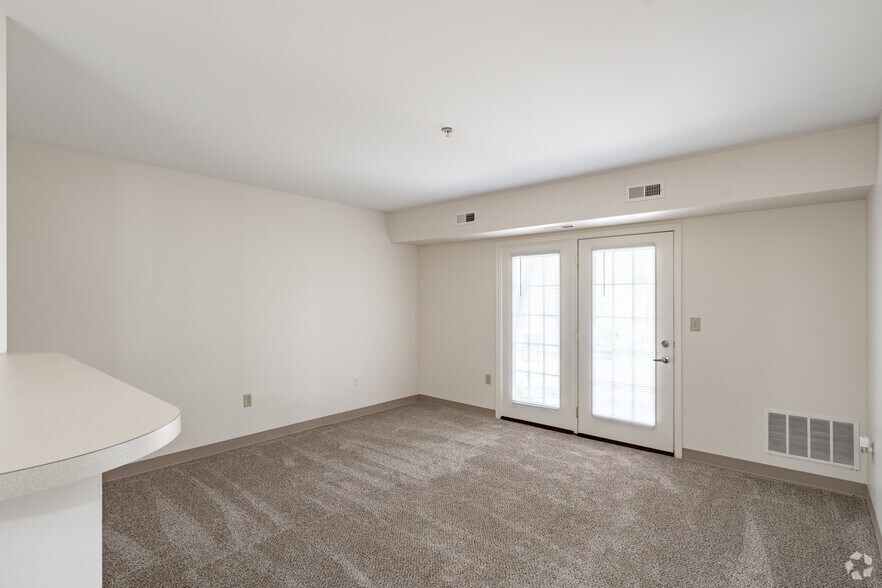 More Photos Of 2341 Union Rd, West Seneca Apartments For Lease