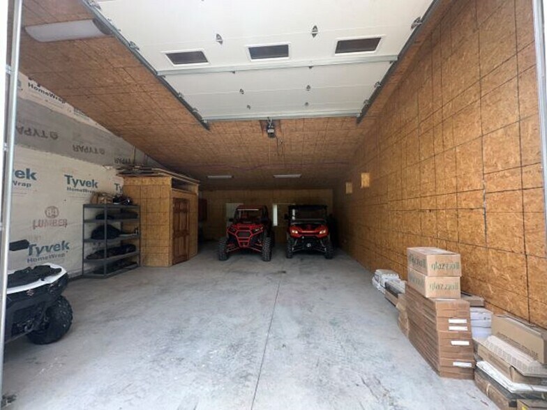 More Photos Of 429 Fairchance Rd., Morgantown Warehouse For Lease