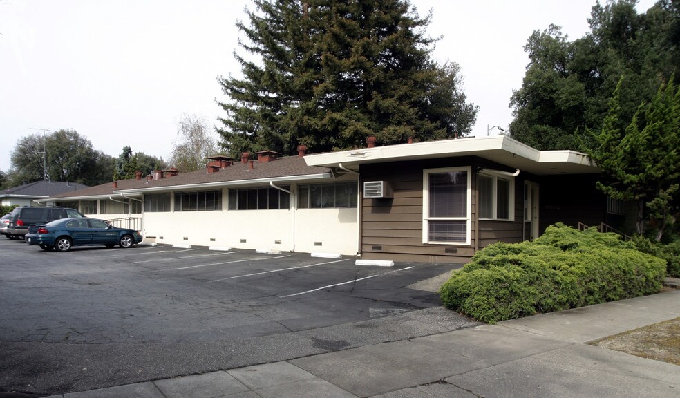 More Photos Of 2000 W Hedding St, San Jose Medical For Lease