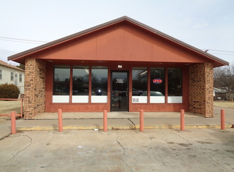 Primary Photo Of 916 Oklahoma Blvd, Alva Storefront For Sale