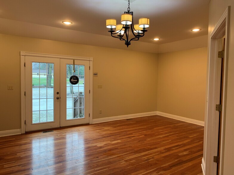 More Photos Of 3527 Darrow Rd, Stow Office For Sale