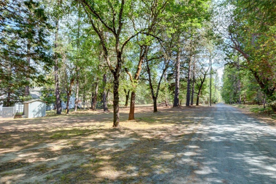 More Photos Of 625 Barbara Drive, Grants Pass Assisted Living For Sale