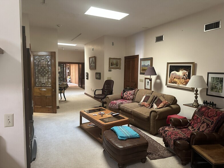 More Photos Of 23 Tubac Rd, Tubac Storefront Retail Residential For Sale