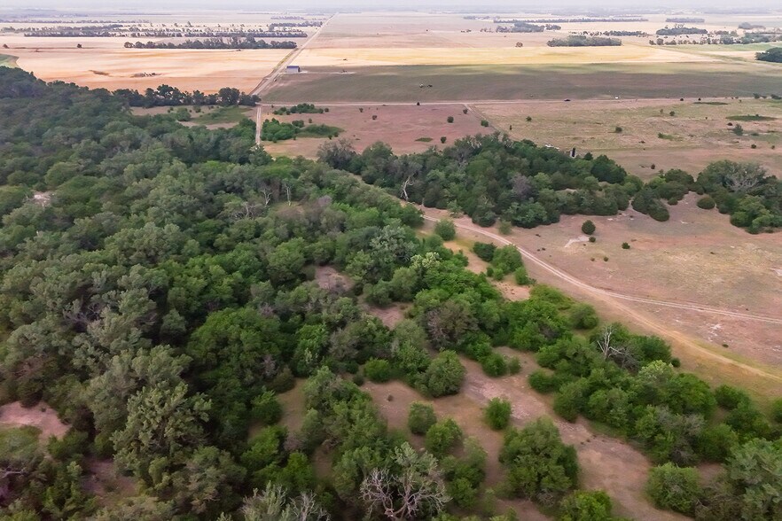 More Photos Of 9111 Long View Road, Burrton Land For Sale