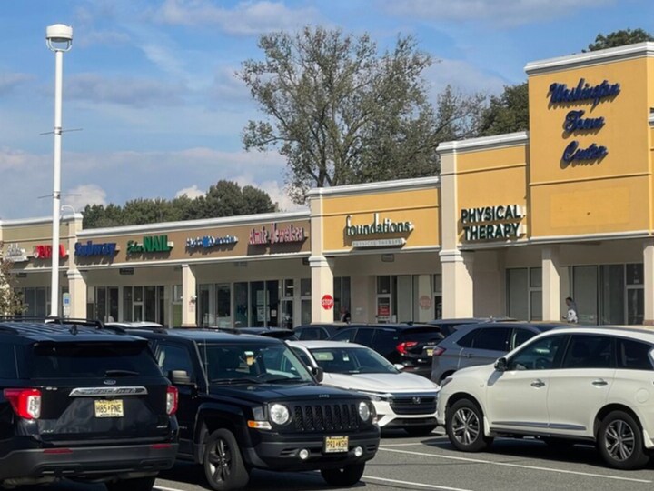 More Photos Of 249-315 Pascack Rd, Washington Township Bergen Storefront For Lease