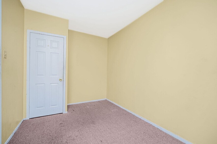 More Photos Of 5319 Church Ave, Brooklyn Storefront Retail Residential For Sale