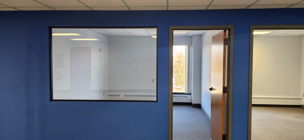 More Photos Of 1991 Crocker Rd, Westlake Office For Lease