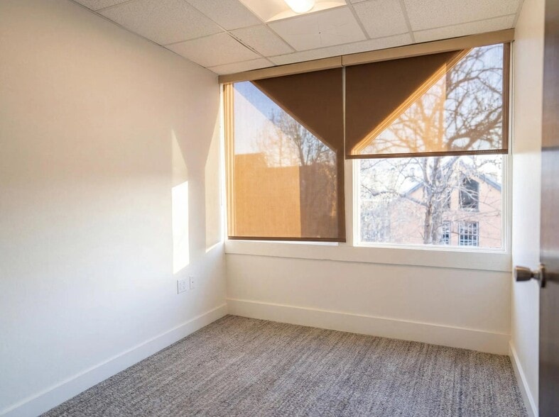 More Photos Of 2 W Saint George Blvd, Saint George Storefront Retail Office For Lease