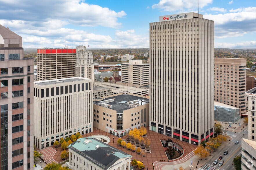 More Photos Of 40 W 2nd St, Dayton Office For Sale