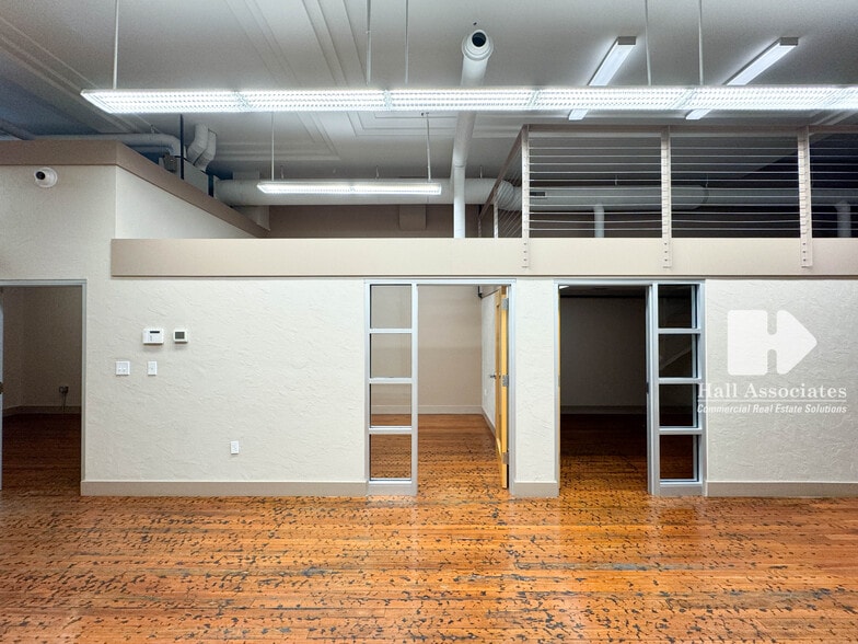 More Photos Of 108 Campbell Ave SW, Roanoke Loft Creative Space For Sale