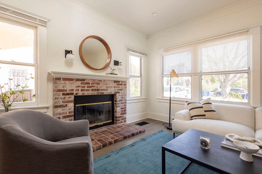 More Photos Of 1053 Hudson ave, Los Angeles Apartments For Sale