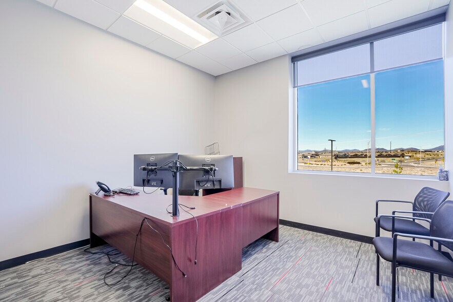 More Photos Of 2620 Deep Well Ranch Rd, Prescott Light Distribution For Lease