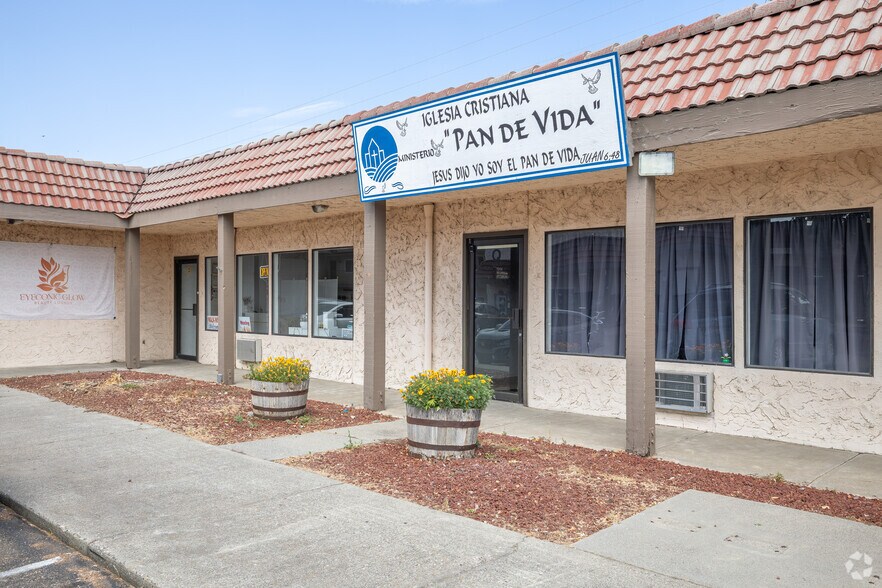 More Photos Of 333 S Main St, Red Bluff Hotel For Sale