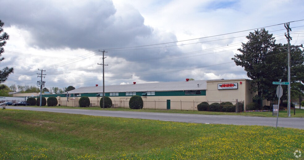 Primary Photo Of 2615 Elmhurst Ln, Portsmouth Warehouse For Lease