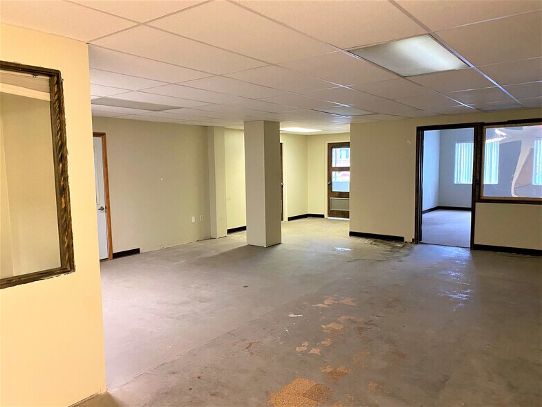 More Photos Of 231 Mac Ave, East Lansing Storefront Retail Office For Lease