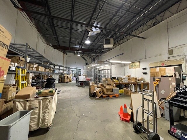 More Photos Of 95 Amity Rd, New Haven Storefront Retail Office For Sale