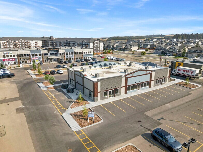 More Photos Of 20 Thomlison Ave, Red Deer Unknown For Lease