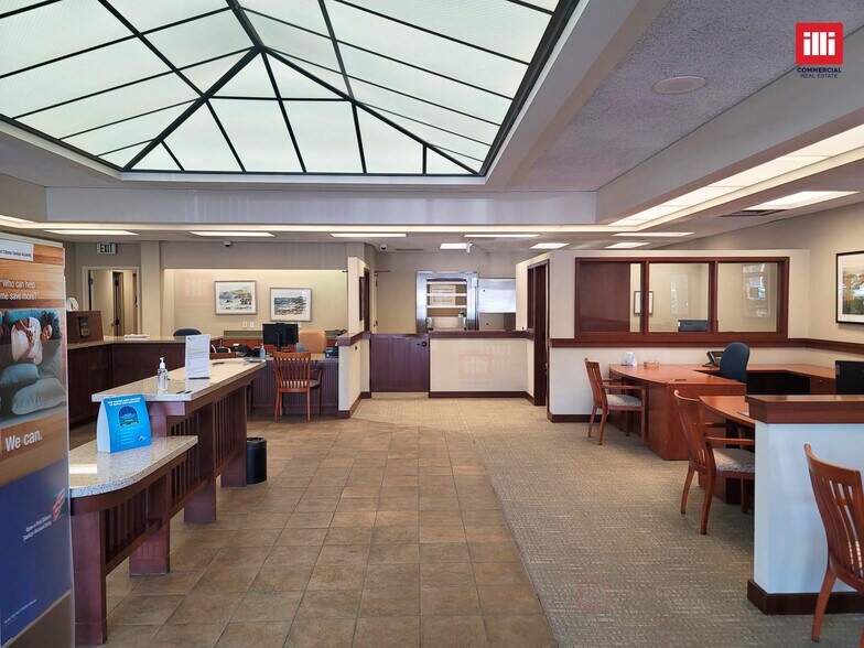 More Photos Of 10774 Jefferson Blvd, Culver City Unknown For Lease