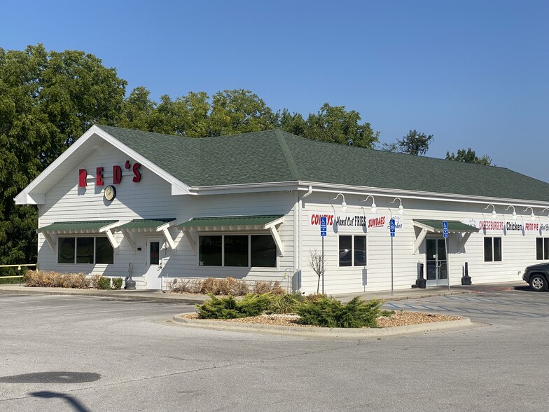 Primary Photo Of 2301 W Sunshine St, Springfield Restaurant For Sale