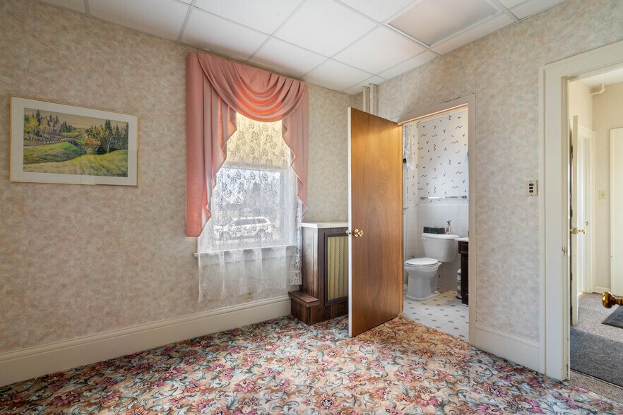 More Photos Of 1209 E 5th St, Superior Multifamily For Sale